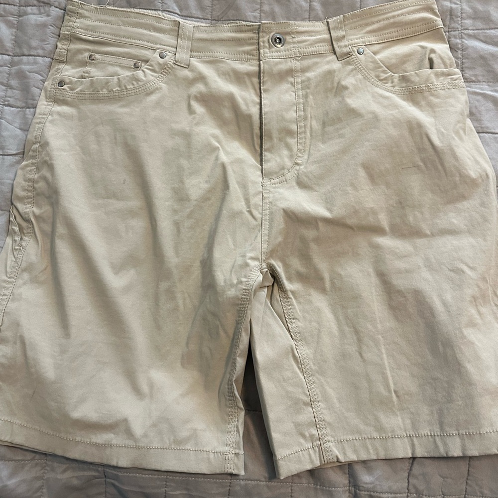 Rugged Exposer Men’s shorts (Tan) size 36